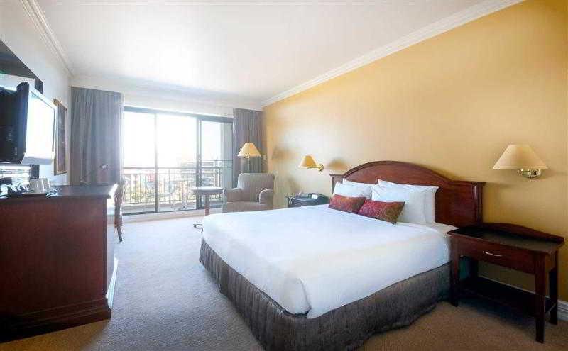 Hotel Visy Dior à Baulkham Hills Extérieur photo