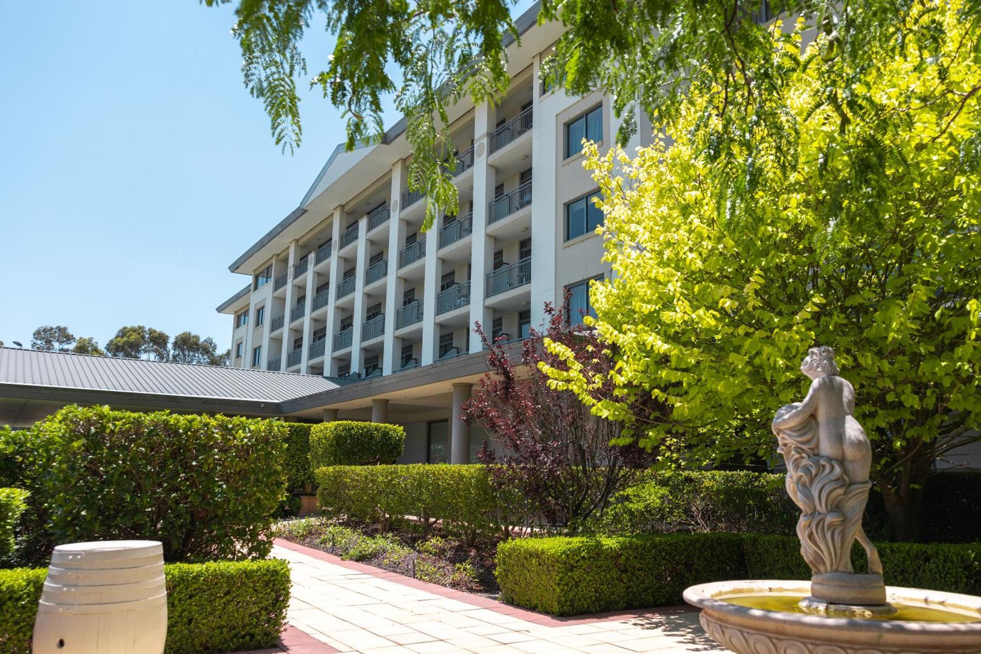 Hotel Visy Dior à Baulkham Hills Extérieur photo